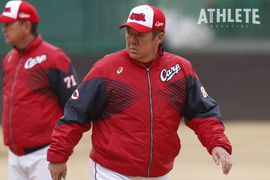 カープ佐々岡監督が、就任初日から重視する“一体感”。