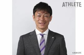 サンフレッチェ広島レジーナ、赤井秀一監督との契約更新を発表。就任１シーズン目に皇后杯制覇へと導く