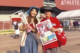 うえむらちかの鯉スル自由研究<br />「母の日」はカープに染まってお祝いを♪<br />