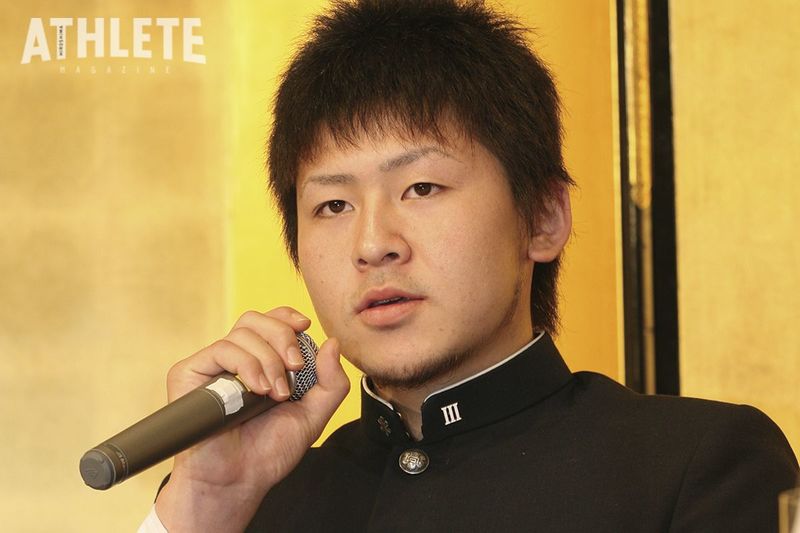 <div class="caption">2006年に行われた入団会見時の會澤翼選手。</div>