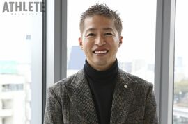 クラブを支えるレジェンドが1年間だけ背負った背番号。代名詞となった『7』との意外なつながりも【サンフレッチェ広島・背番号の系譜】