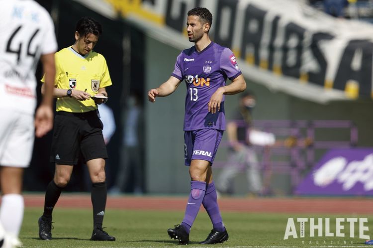 今季のサンフレッチェ広島は面白い 失点を恐れない攻めるサッカー は見応え十分 吉田安孝の紫風堂々 Sanfrecce 吉田安孝の紫風堂々 広島アスリートマガジン