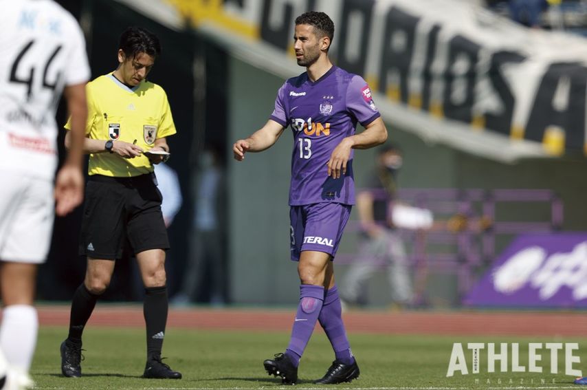 今季のサンフレッチェ広島は面白い 失点を恐れない攻めるサッカーは見応え十分 吉田安孝の紫風堂々 Sanfrecce 吉田 安孝の紫風堂々 広島アスリートマガジン