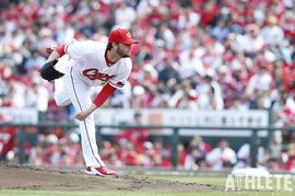 ＜惜別カープ戦士＞最強助っ人左腕・K.ジョンソンが2015年に紡いだメッセージ【SELECT INTERVIEW】<br />