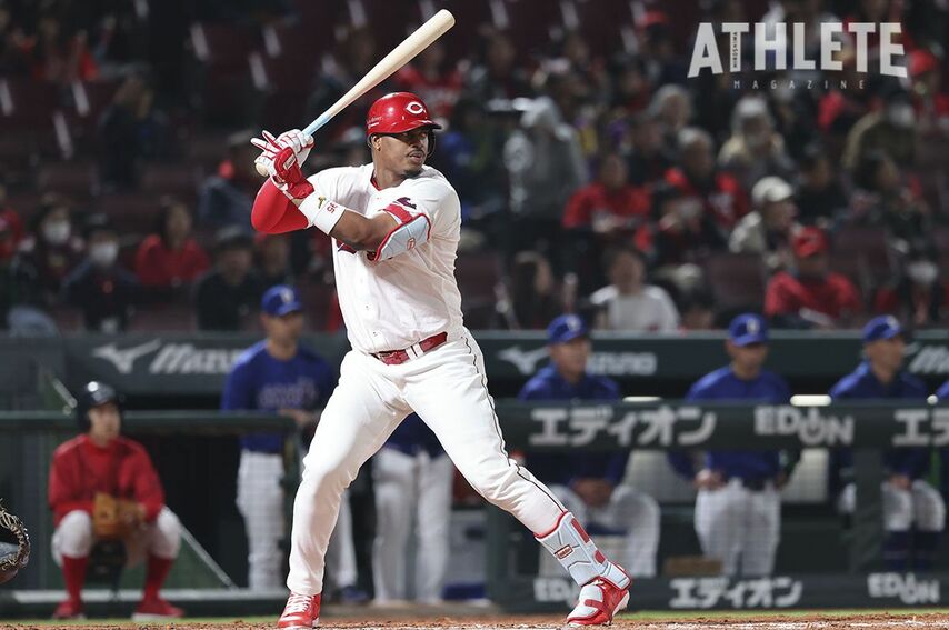 <div class="caption">４月5日の阪神戦で劇的なサヨナラ弾を放ったモンテロ</div>