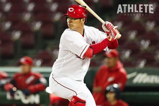 田中広輔 バッティンググローブ