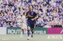 <div class="caption">失点直後、貴重な勝ち越しゴールをあげた川辺駿</div>