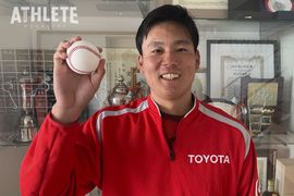 カープのドラ1・栗林良吏の球を受けた男が語る。「4球という数字をとても悔しがっていた」