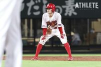 <div class="caption">今季、NPBの代走盗塁数の記録を塗り替えた辰見鴻之介</div>