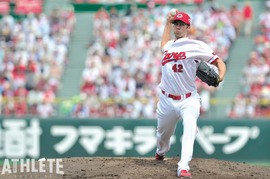 【尾関高文の忘れじのカープ外国人選手列伝】<br />No.23 ブライアン・バリントン／1年目から13勝をあげブルペンの電話をシャットダウン!?広島を愛したナイスガイ