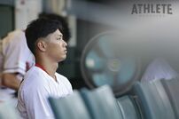 <div class="caption">8月以降は1番打者としての起用が増え、リードオフマンとして打線をけん引した中村奨成</div>