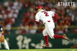 『キクマルコンビ』から『タナキクマル』へ。2016年、カープのリーグ制覇を支えた田中広輔が語っていたこと