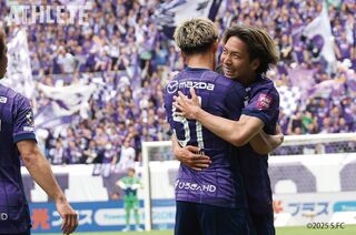 サンフレッチェ広島　上下セット 前半から畳み掛けるような攻撃を」サンフレッチェ広島OBが、劇的勝利を