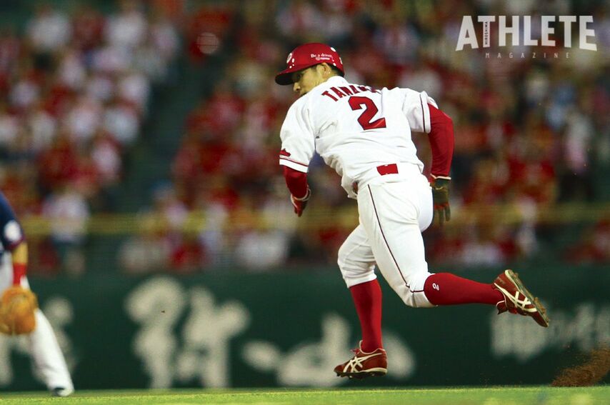 <div class="caption">広島では通算1203試合に出場し3775打数965安打、打率.256をマークした田中広輔</div>