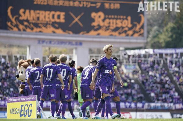 サンフレッチェ広島・佐々木翔がオフィシャルグッズを