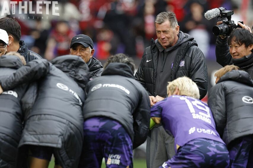 「サンフレッチェには、さまざまなキャリアの選手を受け入れる風土がある」チームを押し上げたスキッベ監督の『言葉の力』と『伝え方』