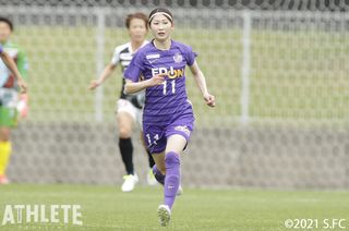 型破りな動きでサイドを切り開く 攻撃の鍵を握るレジーナの11番 中嶋淑乃 Interview Sanfrecce インタビュー 広島アスリートマガジン